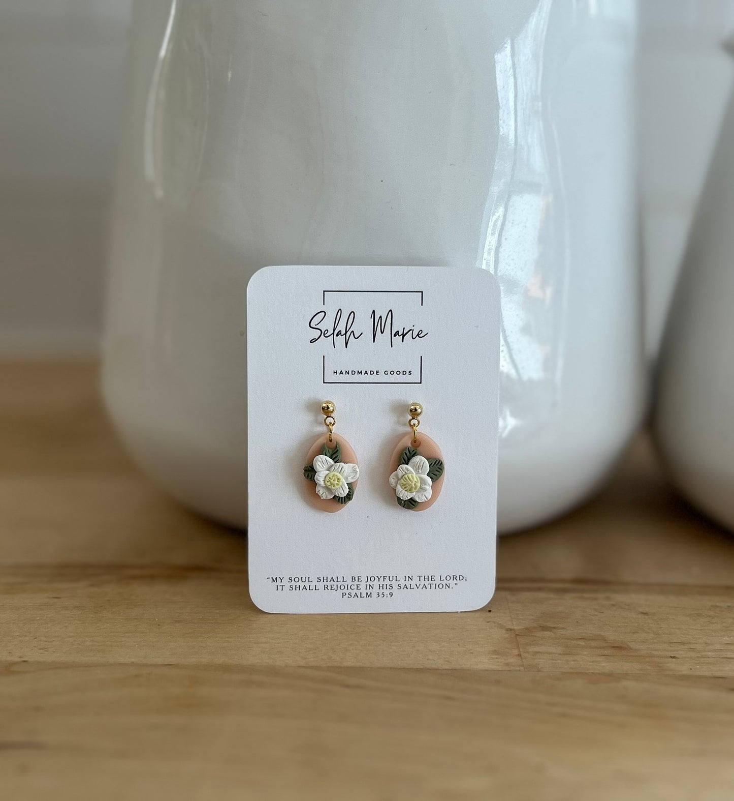 Flower Dangle Earrings (pink background)