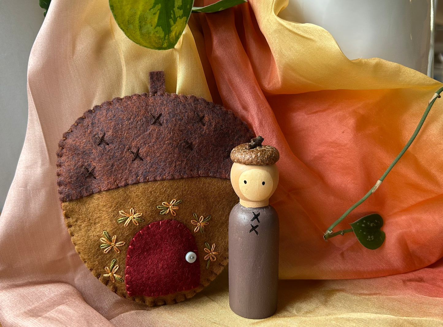 Peg Doll & Acorn Home