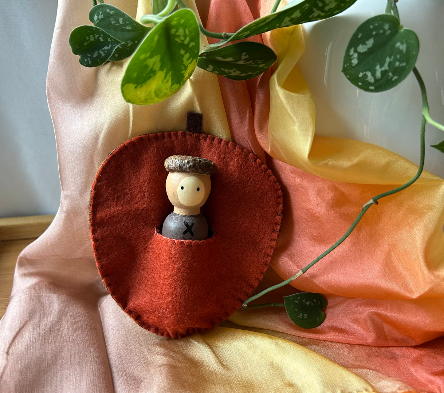 Peg Doll & Acorn Home