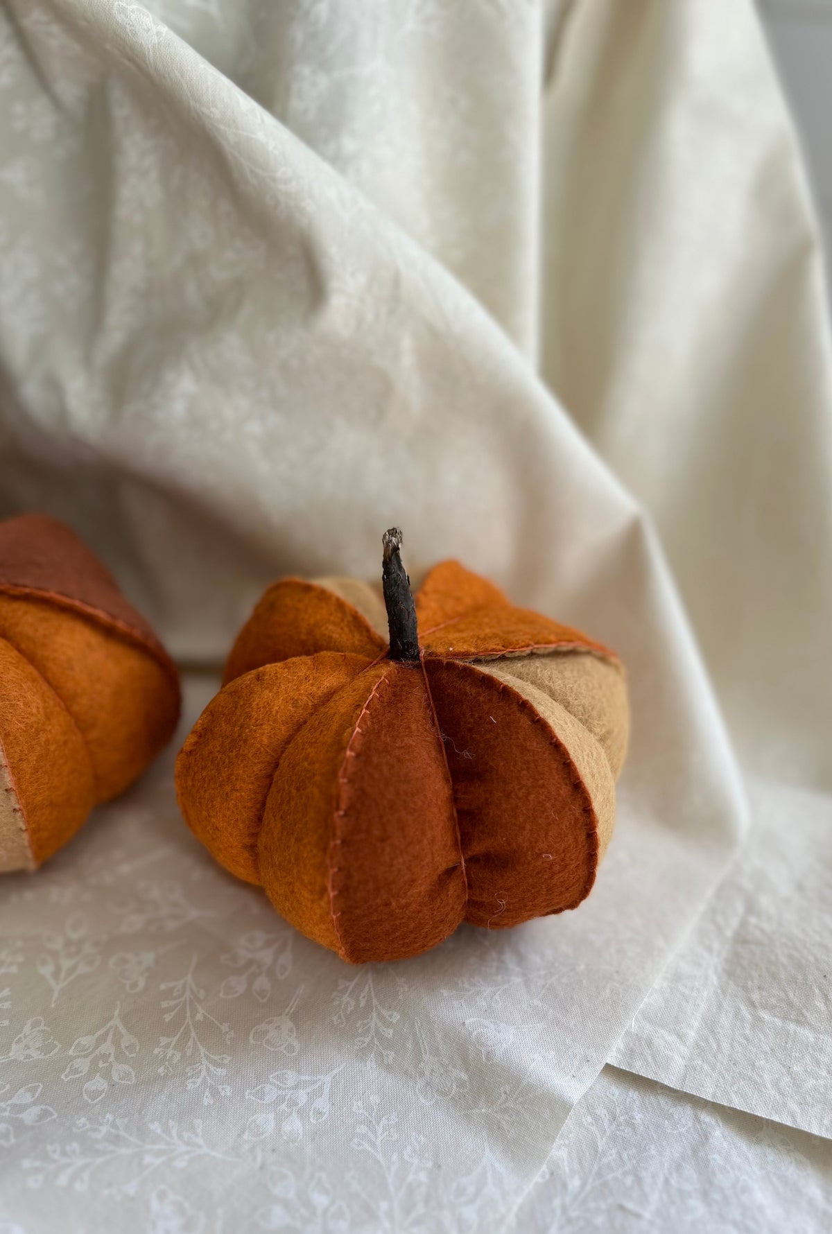 Felt Pumpkins (Large)