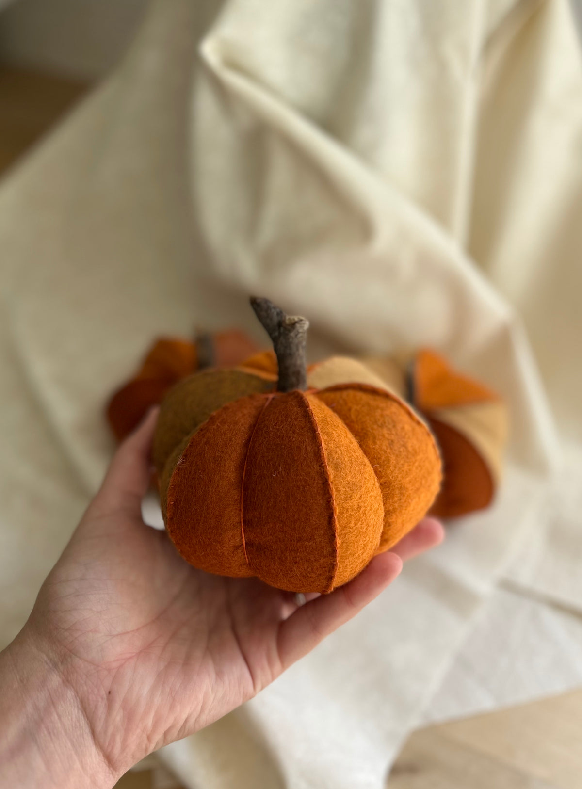 Felt Pumpkins (Large)
